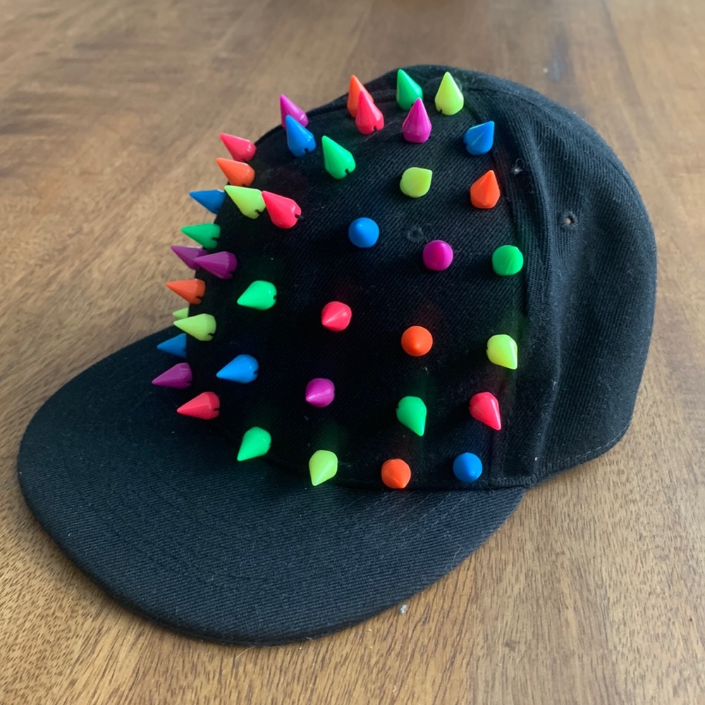 Neon Spike-studded baseball cap Big girls
